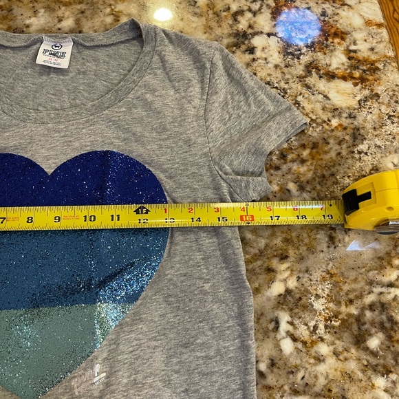 Vintage NEW Victoria’s Secret Tee Top T-Shirt Heart Bling Size S - M Medium - Picture 6 of 6